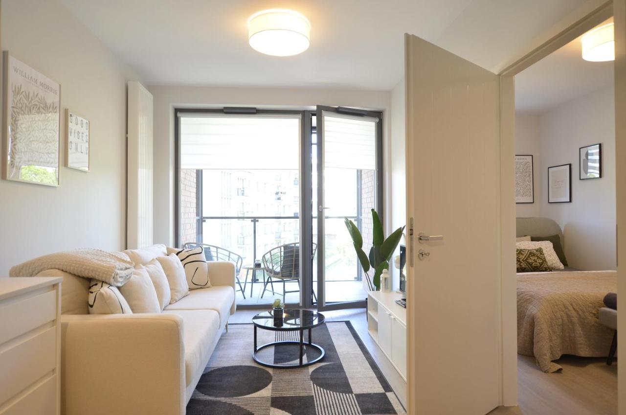 Green Estate Old Town Apartment, Private Parking, Balcony グダニスク エクステリア 写真