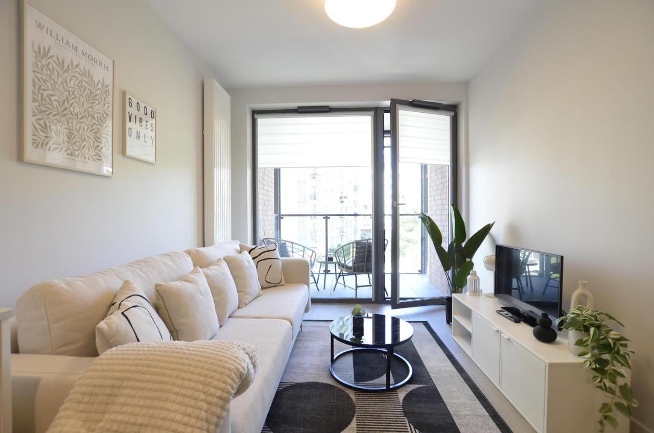 Green Estate Old Town Apartment, Private Parking, Balcony グダニスク エクステリア 写真