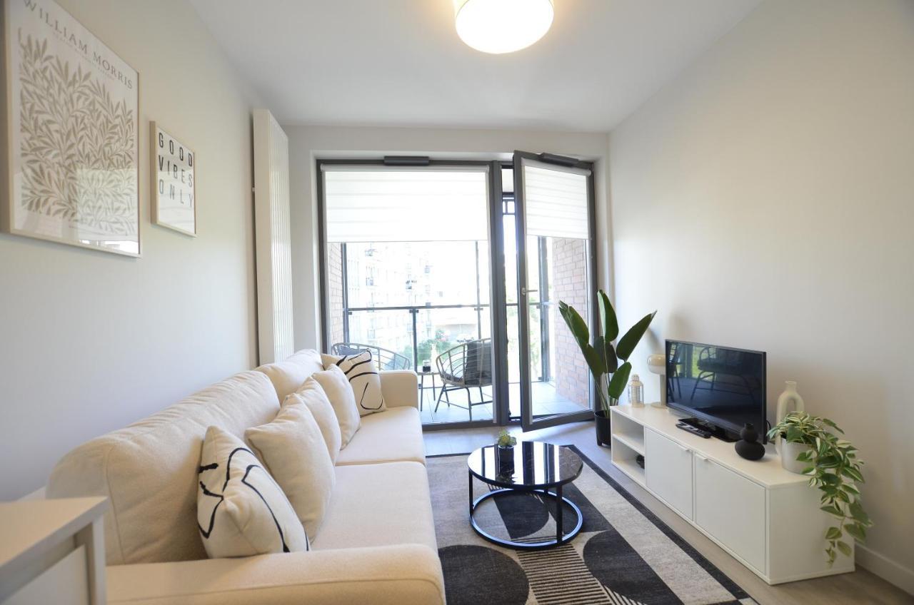 Green Estate Old Town Apartment, Private Parking, Balcony グダニスク エクステリア 写真